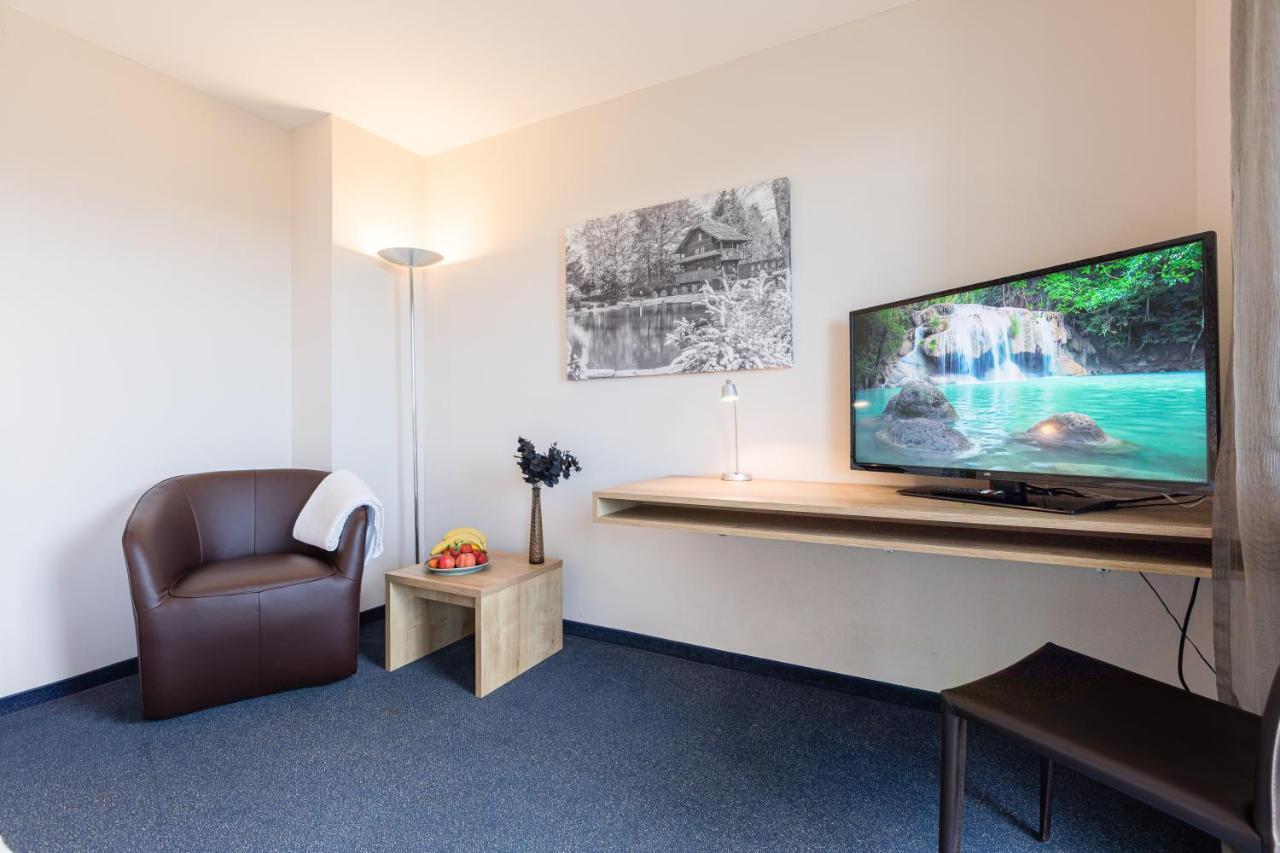 Aarau West Swiss Quality Hotel Oberentfelden Екстер'єр фото