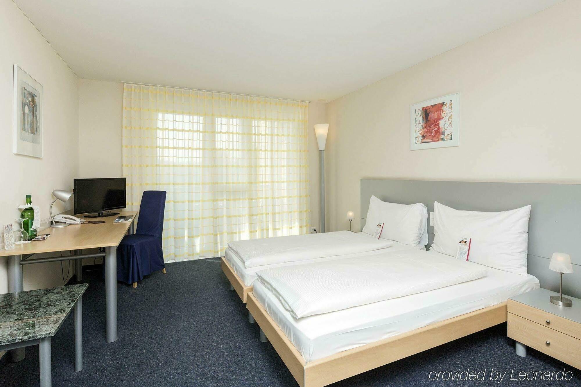 Aarau West Swiss Quality Hotel Oberentfelden Екстер'єр фото